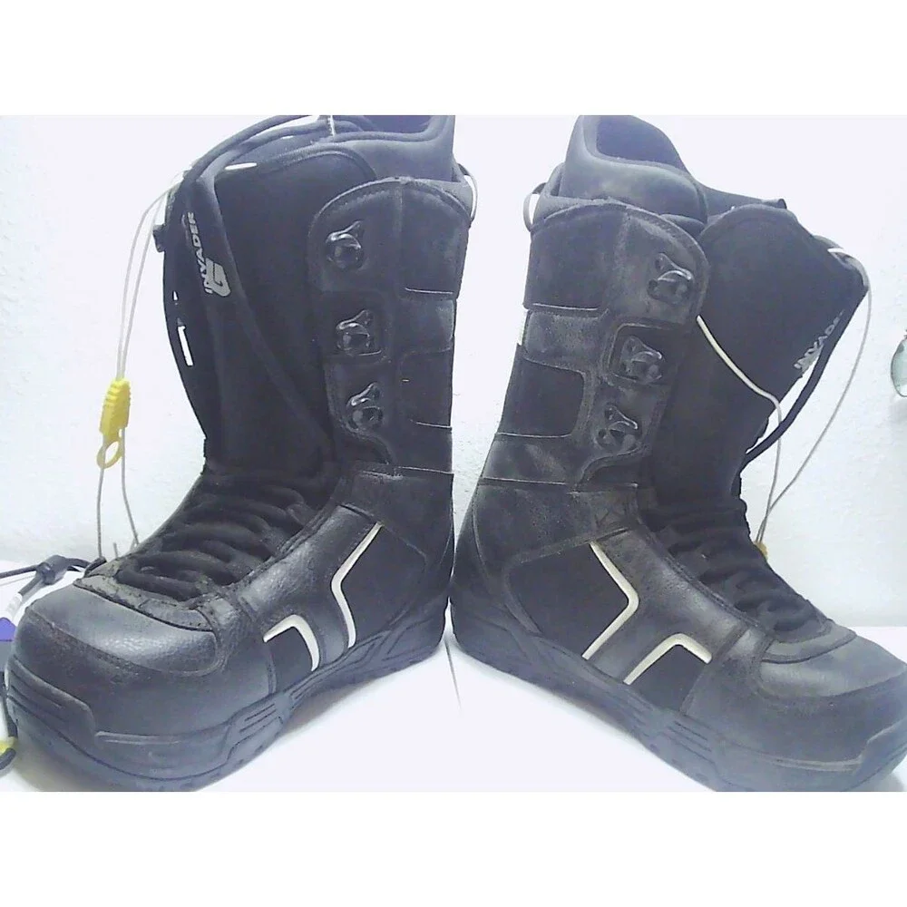 Burton Invader Black/White Snowboard Boots Men's Size 11